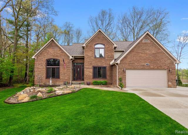 Property at 169 WATERVIEW Dr, Lake Orion, MI 48362 1546, 4 beds, 3.5 baths