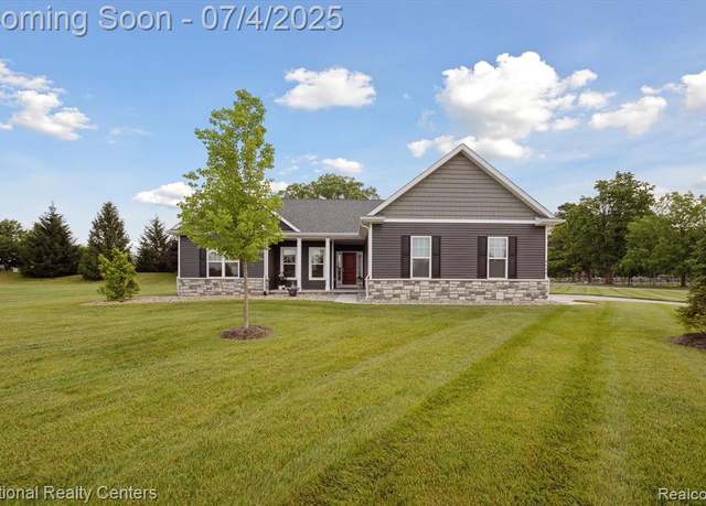 Property at 4506 Emerald Valley Loop, Fowlerville, MI 48836 9684, 3 beds, 2 baths