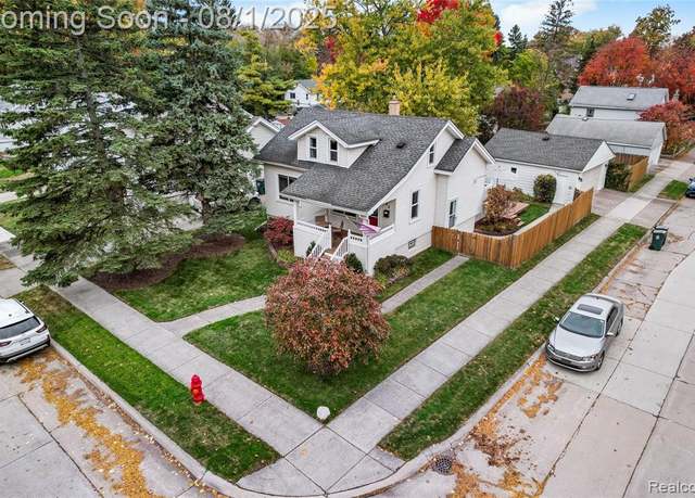 Property at 445 Linden Ave, Royal Oak, MI 48073 3621, 3 beds, 1.5 baths
