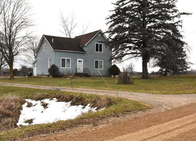 Property at 1625 Hilts Rd, Gladwin, MI 48624, 4 beds, 1.5 baths