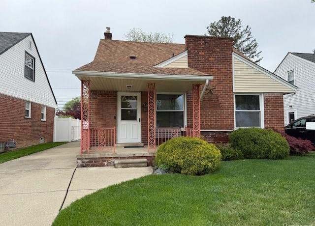 Property at 3012 MONROE St, Dearborn, MI 48124 4602, 3 beds, 1.5 baths