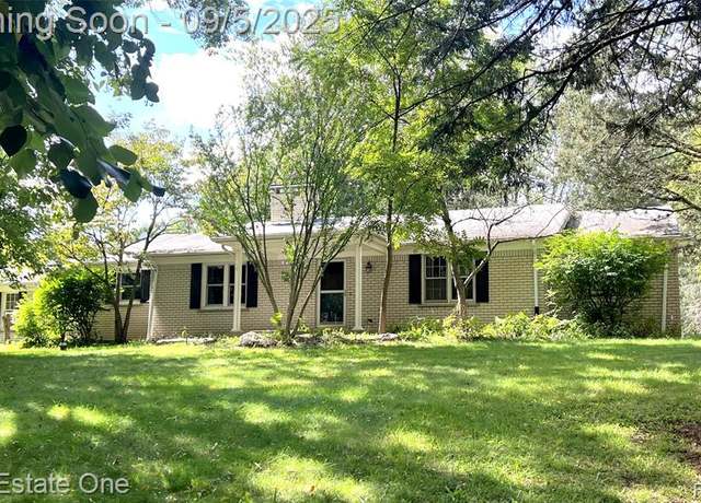 Property at 3210 Lake George Rd, Oakland, MI 48363 2904, 4 beds, 3 baths