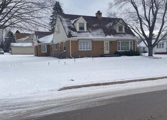 Property at 424 Mine St, Norway, MI 49870, 3 beds, 2.5 baths
