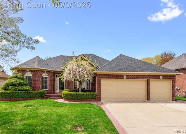 Property at 56543 BIRKDALE Dr, Macomb, MI 48042 1131, 4 beds, 3.5 baths