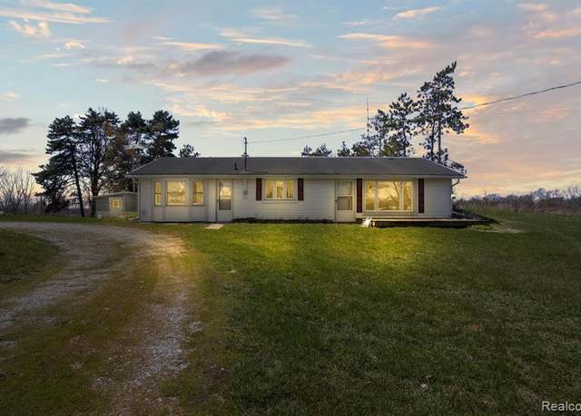 Property at 10610 N ADRIAN, Tecumseh, MI 49286 9738, 3 beds, 2 baths