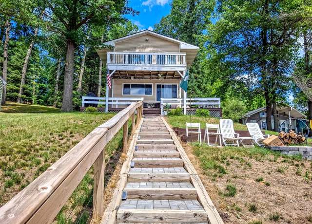Property at 411 N Scott Dr, Farwell, MI 48622, 2 beds, 2 baths
