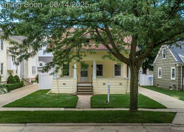 Property at 776 W LINCOLN St, Birmingham, MI 48009 4117, 3 beds, 2.5 baths