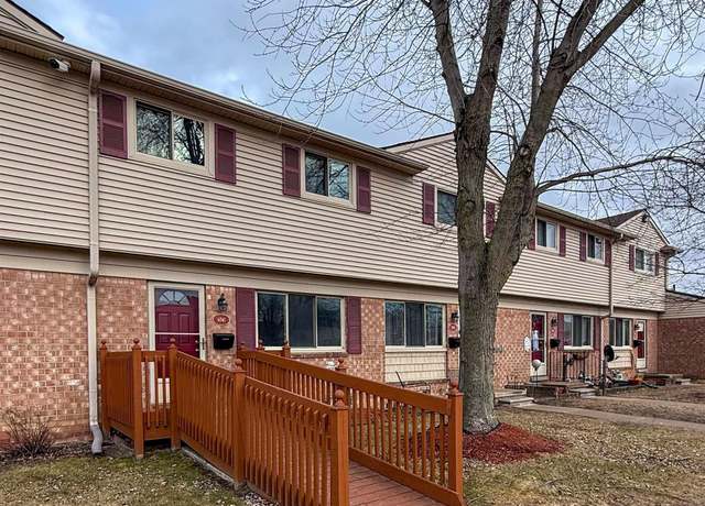 Property at 9741 Pine St, Taylor, MI 48180, 3 beds, 1.5 baths