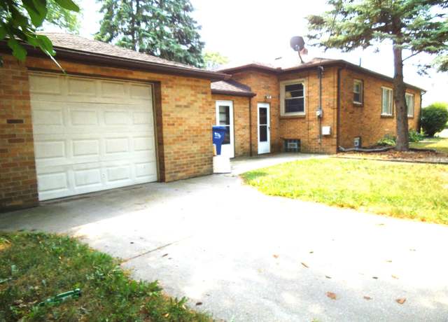 Property at 301 S Alp St, Bay City, MI 48706, 3 beds, 2 baths
