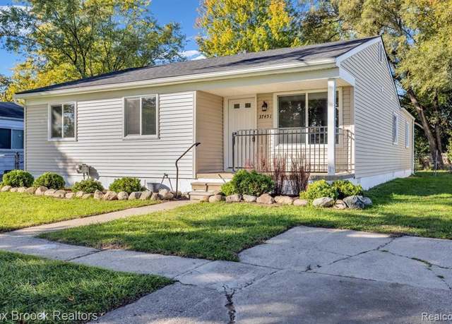 Property at 37451 CARPATHIA Blvd, Sterling Heights, MI 48310 3852, 5 beds, 2 baths