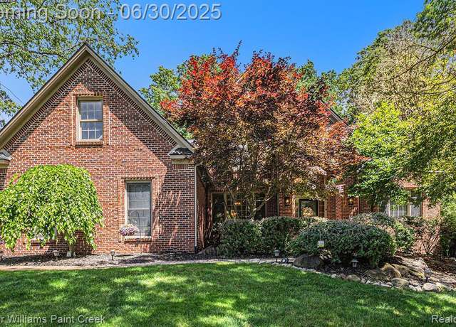Property at 2868 Masters Ct, Pinckney, MI 48169 8570, 4 beds, 3.5 baths