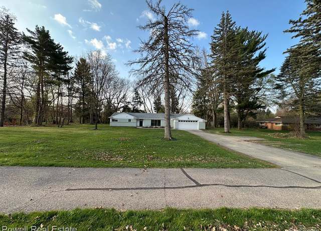 Property at 2659 W AVON Rd, Rochester Hills, MI 48309 2339, 3 beds, 1.5 baths