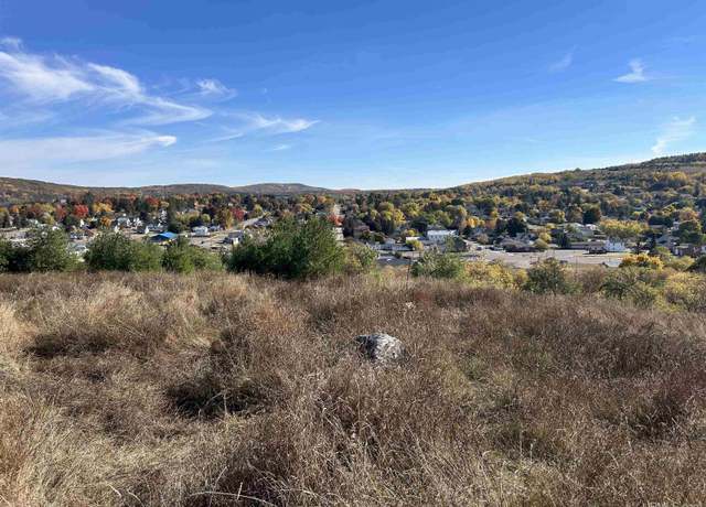 Property at 100 W Smith St, Iron Mountain, MI 49801