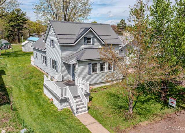 Property at 104 Birch St, Bergland, MI 49910, 3 beds, 1 bath