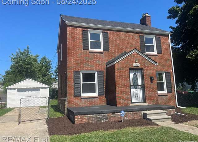Property at 15701 Glander Ave, Eastpointe, MI 48021 2366, 3 beds, 1.5 baths