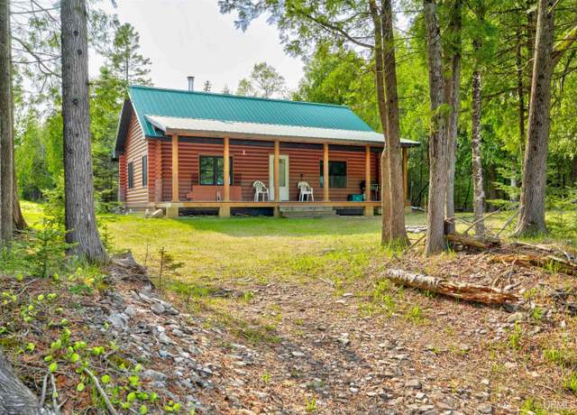 Property at 14520 7th Rd, Garden, MI 49835, 1 bed, 1 bath