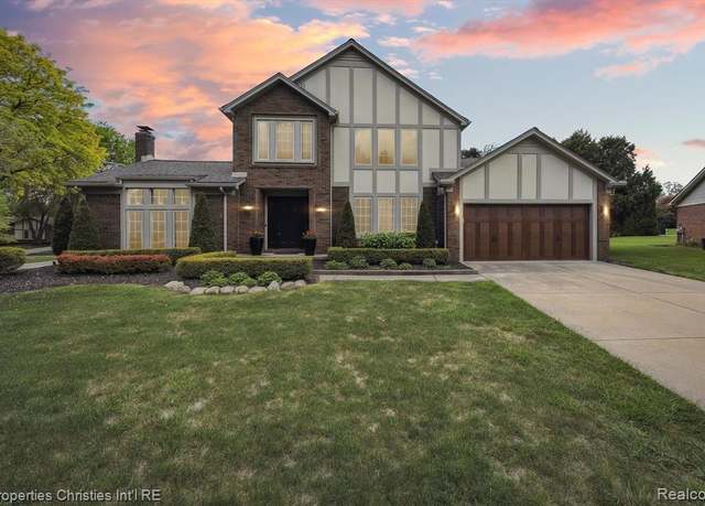 Property at 17305 LAUREL Dr, Livonia, MI 48152 2951, 3 beds, 2.5 baths
