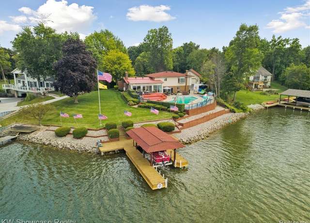 Property at 42494 E Huron River Dr, Belleville, MI 48111 2840, 3 beds, 3 baths