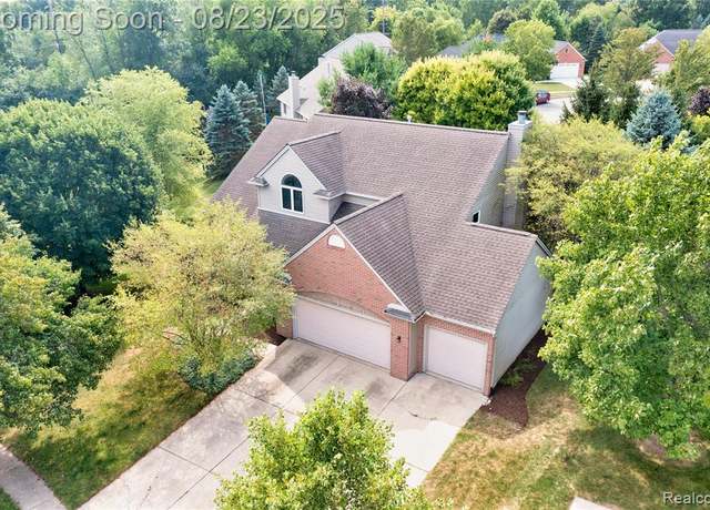 Property at 597 Cardigan Ct, Saline, MI 48176 1494, 4 beds, 3.5 baths