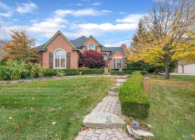 Property at 17944 RIDGEVIEW Dr, Northville, MI 48168 8566, 6 beds, 5 baths