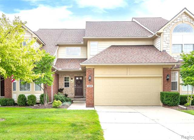 Property at 1010 Paddock Dr, South Lyon, MI 48178 8071, 3 beds, 2.5 baths