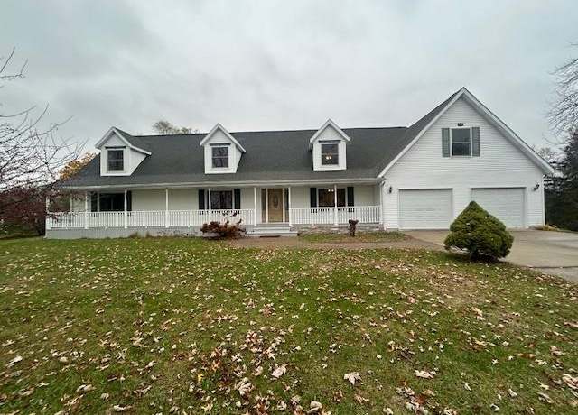 Property at 2468 Kaye Ct, Bay City, MI 48708, 4 beds, 3.5 baths