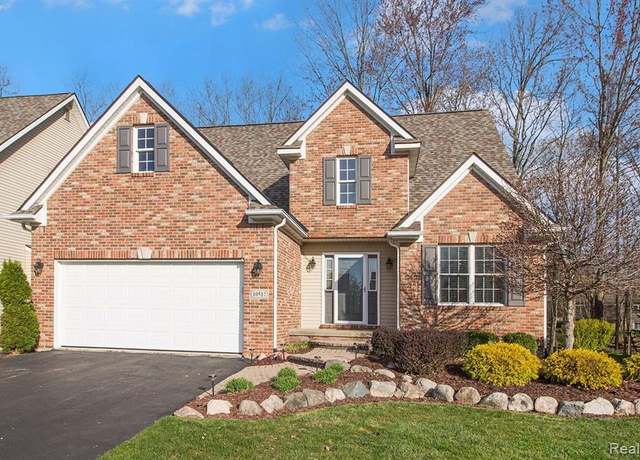 Property at 10512 VILLAGE Ct, Grand Blanc, MI 48439 9464, 3 beds, 3.5 baths