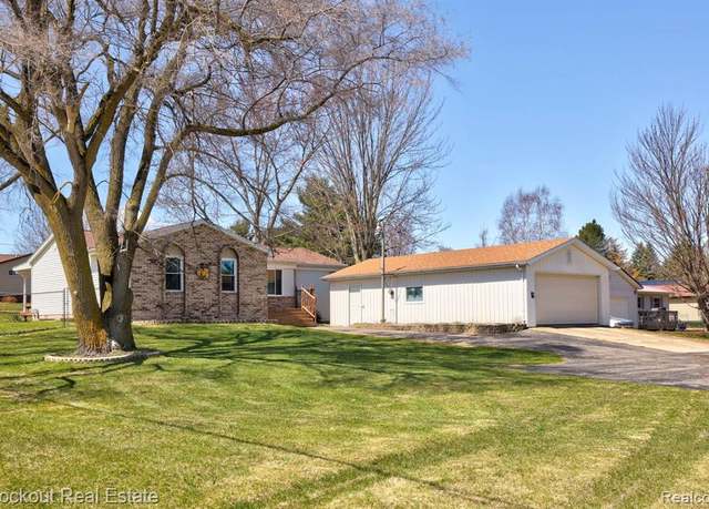 Property at 6505 N LAKE Rd, Otter Lake, MI 48464 9703, 3 beds, 1 bath