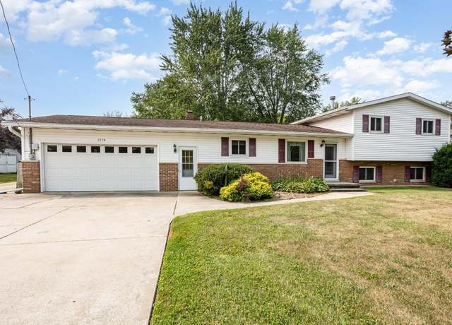 Property at 3970 Wheeler Rd, Bay City, MI 48706, 3 beds, 2 baths