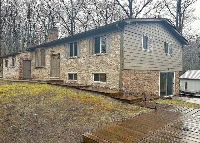 Property at 206 Slippery Jack Dr, Roscommon, MI 48653, 3 beds, 2.5 baths