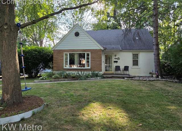 Property at 28057 Sutherland St, Southfield, MI 48076 2938, 4 beds, 1 bath