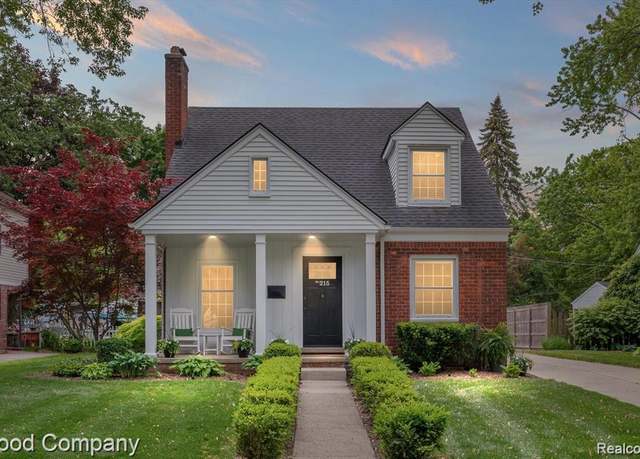 Property at 215 AQUA Ct, Royal Oak, MI 48073 4075, 3 beds, 2 baths