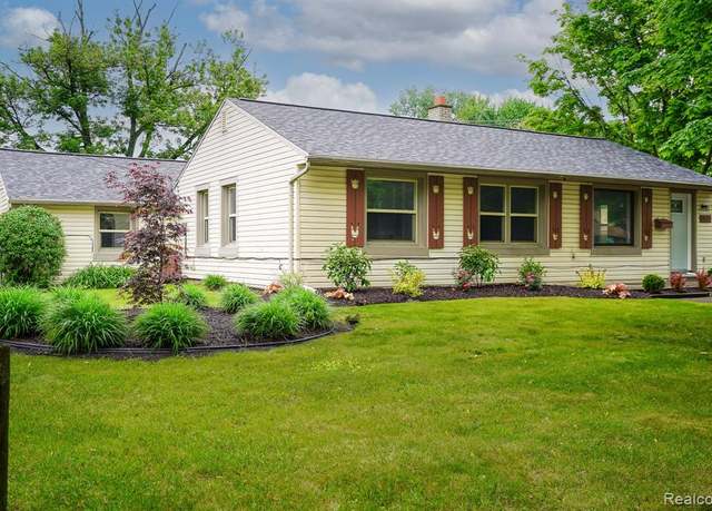 Property at 12900 NORTHFIELD Blvd, Oak Park, MI 48237 1668, 3 beds, 1 bath