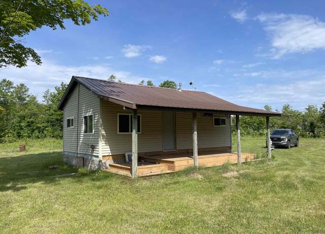 Property at 3838 W US2 Hwy, Gulliver, MI 49840, 1 bed, 1 bath