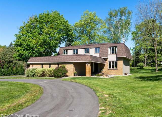 Property at 45150 Mayo Dr, Northville, MI 48167 2830, 4 beds, 3.5 baths
