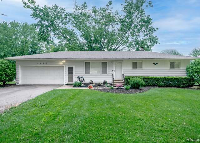 Property at 2111 Cashin St, Burton, MI 48509 1139, 3 beds, 2 baths