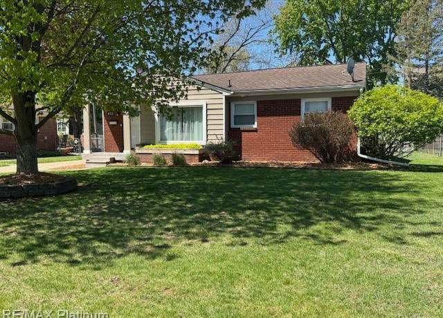 Property at 415 CRYSTAL St, Milford, MI 48381 2042, 2 beds, 1.5 baths
