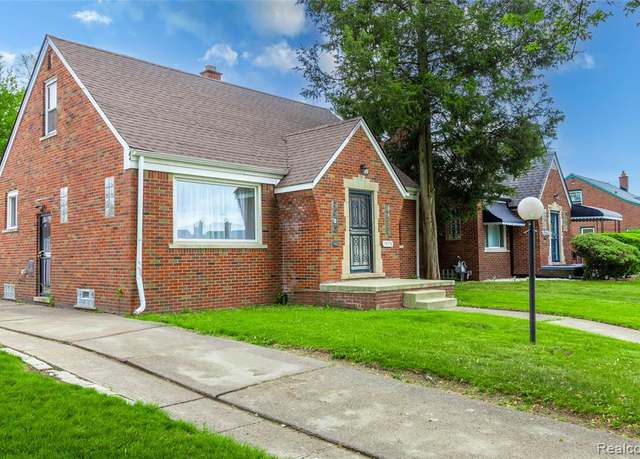 Property at 19176 Barlow St, Detroit, MI 48205 2151, 3 beds, 1.5 baths