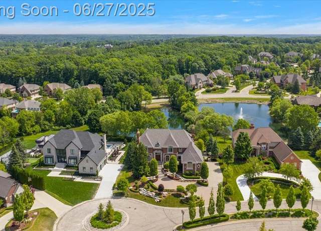 Property at 2848 Croftshire Ct, Rochester, MI 48306 4925, 5 beds, 5 baths