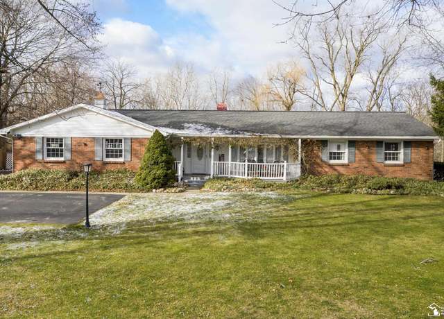 Property at 2722 N Adrian Hwy, Adrian, MI 49221-1154, 3 beds, 2 baths