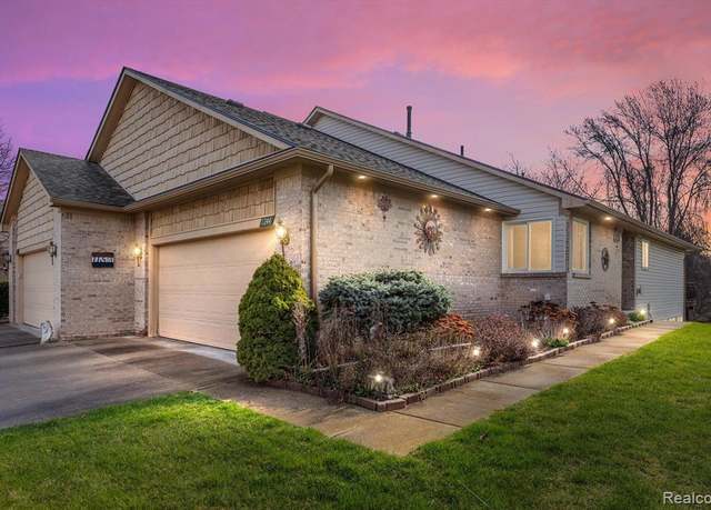 Property at 1244 BAY Hl, Waterford, MI 48327 1480, 2 beds, 2.5 baths