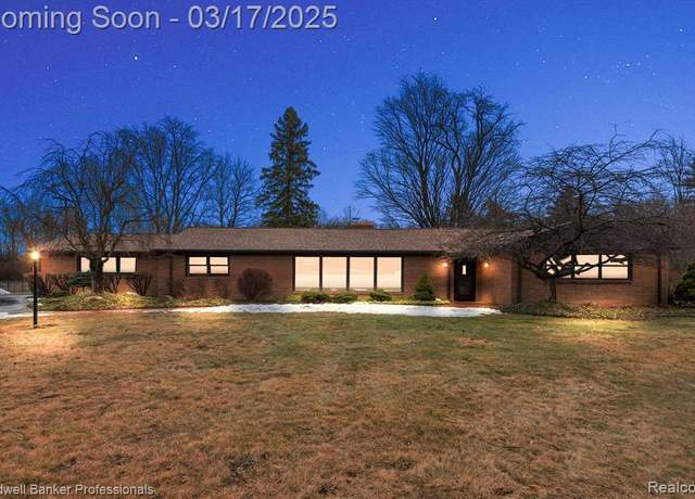 Property at 2123 S LAPEER Rd, Lapeer, MI 48446 9446, 3 beds, 2.5 baths