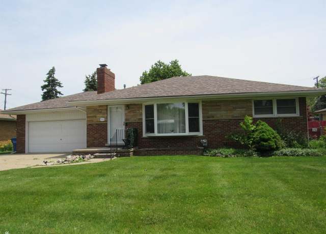 Property at 32900 Knapp Ave, Warren, MI 48093, 2 beds, 2 baths