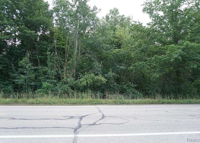 Property at Vacant Willow Rd, Brownstown Charter Township, MI 48164