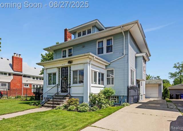 Property at 879 LAWRENCE St, Detroit, MI 48202 1018, 3 beds, 1.5 baths