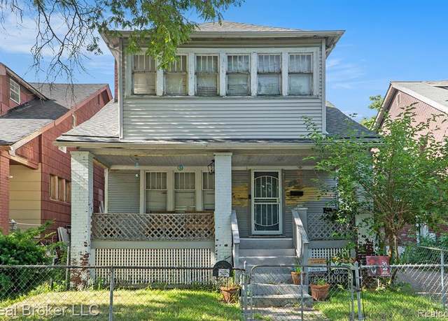 Property at 24 North St, Highland Park, MI 48203 2562, 4 beds, 1.5 baths
