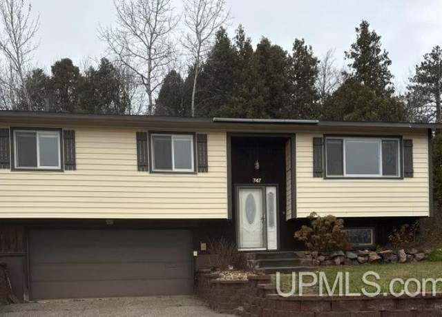 Property at 747 White Ave, Ishpeming, MI 49849, 3 beds, 1 bath