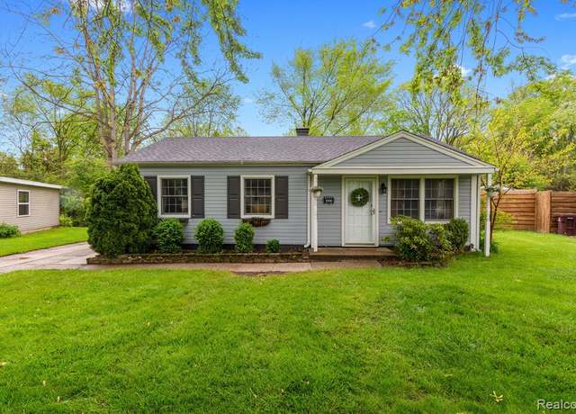 Property at 3550 Oakwood St, Ann Arbor, MI 48104 5213, 3 beds, 1 bath