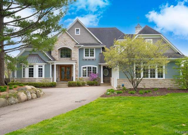 Property at 1373 SIGNAL Ln, Lake Orion, MI 48360 1244, 4 beds, 3.5 baths