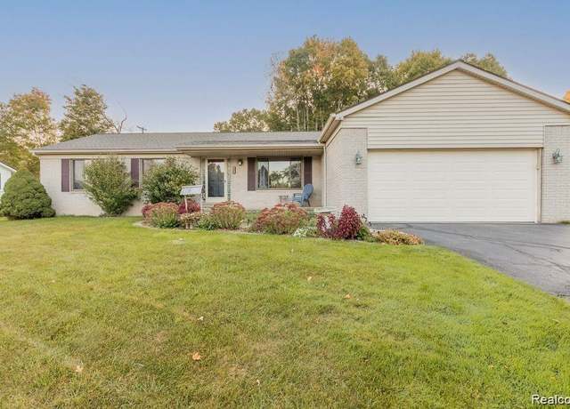 Property at 1783 S MILFORD Rd, Milford, MI 48381 2774, 3 beds, 3.5 baths